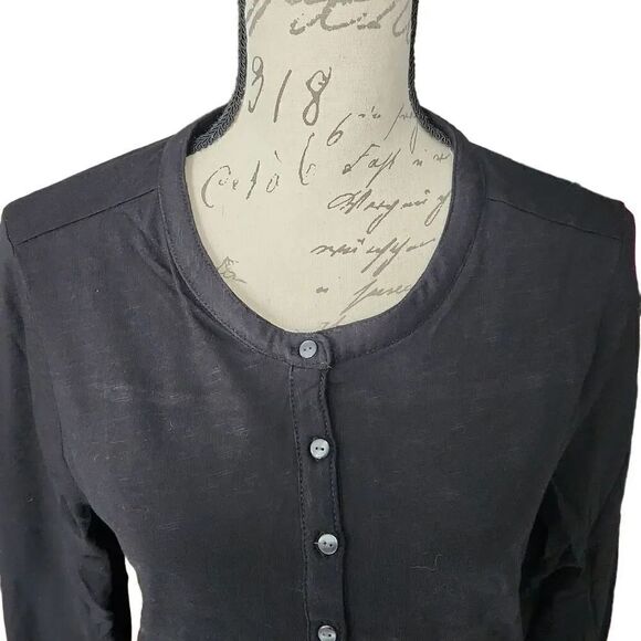 Style & Co Ladies Size Medium Black Rolled Sleeve Button Down Top - Picture 2 of 6